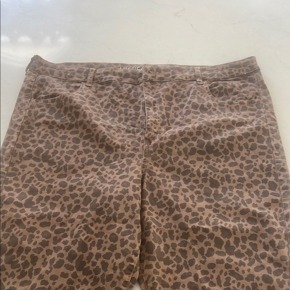 American Eagle Leopard Print Super Hi-Rise Jegging, - Picture 5 of 7